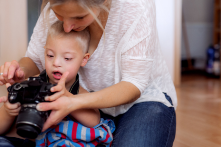 Best-Cameras-For-Moms